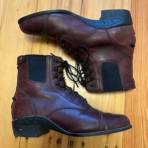 Ariat chelsea lace up riding ankle boot 9.5